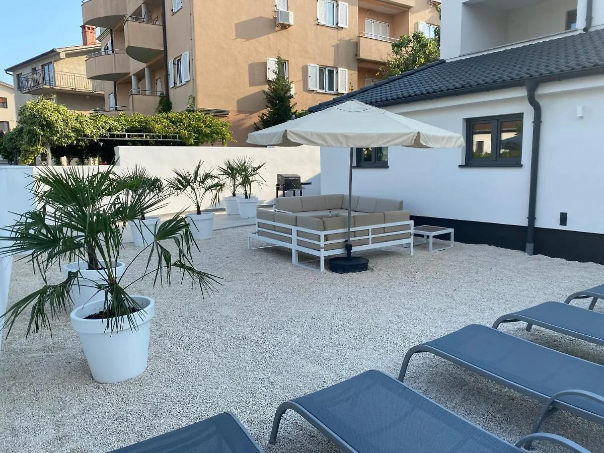 Villa Brig 36 Premantura Croatie