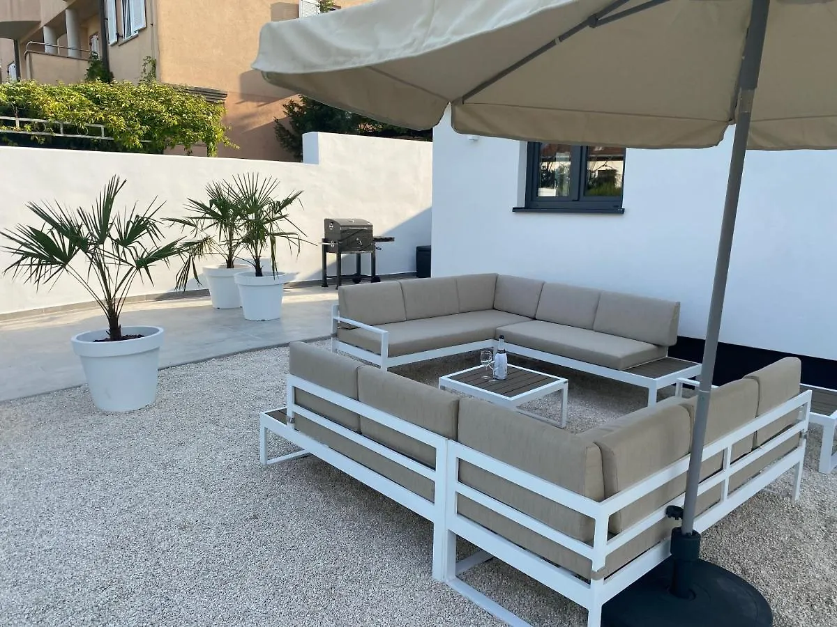 Villa Brig 36 Premantura 0*,